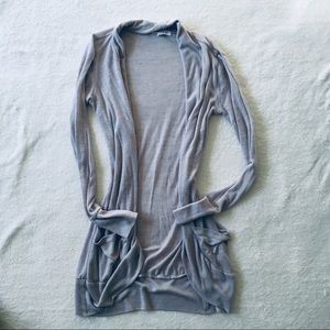 LIGHT GRAY CARDIGAN